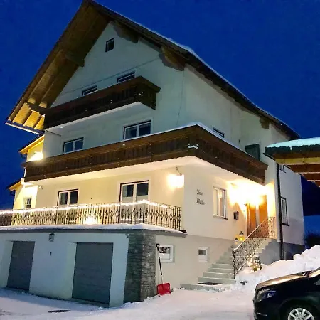 아파트 Appartementhaus Schuetter