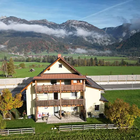 Appartementhaus Schuetter * Haus im Ennstal