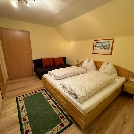 아파트 Appartementhaus Schuetter